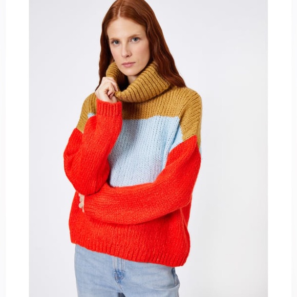 Listicle Color Block Turtleneck Sweater Size Small - Picture 3 of 6